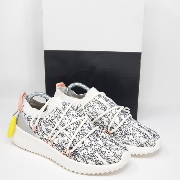 womens size 9 adidas trainers